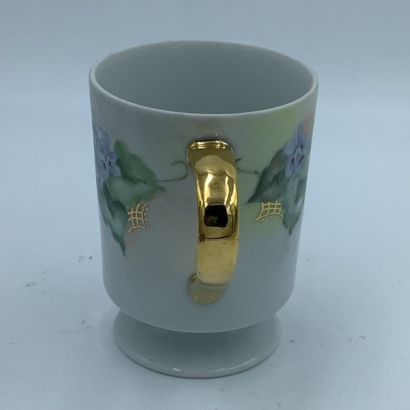 Vintage Hand Painted Footed Gold Handled Flowered Mug - Picture 3 of 7